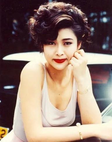 情不自禁叶玉卿在线观看,叶玉卿经典影视作品在线重温 第2张 情不自禁叶玉卿在线观看,叶玉卿经典影视作品在线重温 第2张